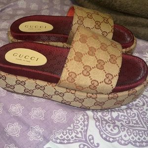 Worn two times on vacation price is firm